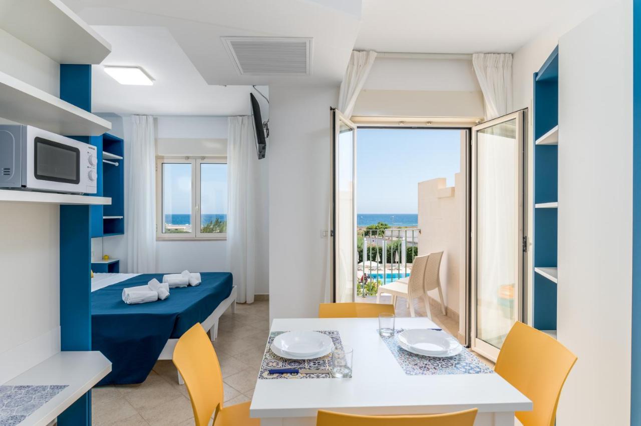 Calanca Apulian Residence Torre Santa Sabina Exteriér fotografie